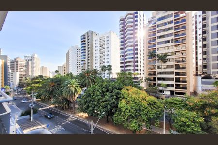 Apartamento à venda com 91m², 3 quartos e 2 vagasVista da Área de Serviço