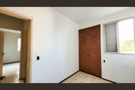 Apartamento à venda com 91m², 3 quartos e 2 vagasQuarto 2