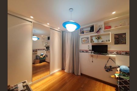 Apartamento à venda com 133m², 3 quartos e 3 vagas Apartamento à venda com 133m², 3 quartos e 3 vagasQuarto 3