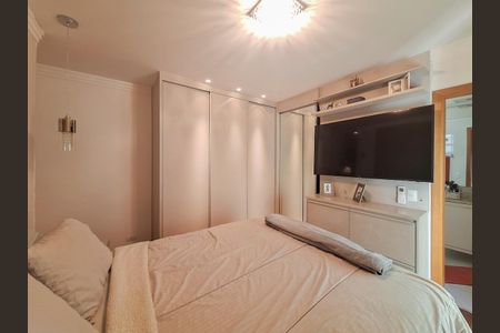 Apartamento à venda com 133m², 3 quartos e 3 vagas Apartamento à venda com 133m², 3 quartos e 3 vagasQuarto 1