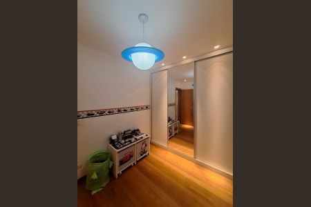 Apartamento à venda com 133m², 3 quartos e 3 vagas Apartamento à venda com 133m², 3 quartos e 3 vagasQuarto 3