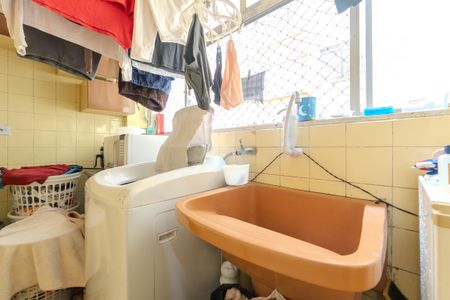 Apartamento à venda com 99m², 3 quartos e 1 vaga Apartamento à venda com 99m², 3 quartos e 1 vagaÁrea de Serviço