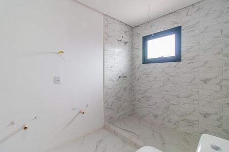 Casa à venda com 300m², 3 quartos e 2 vagasBanheiro do Quarto 2