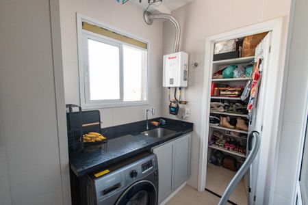 Apartamento à venda com 80m², 3 quartos e 2 vagas Apartamento à venda com 80m², 3 quartos e 2 vagasÁrea de serviço