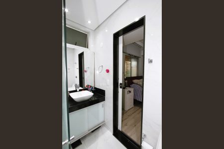 Apartamento à venda com 130m², 3 quartos e 1 vagaBanheiro da Suíte 2