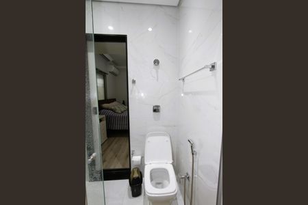 Apartamento à venda com 130m², 3 quartos e 1 vagaBanheiro da Suíte 2