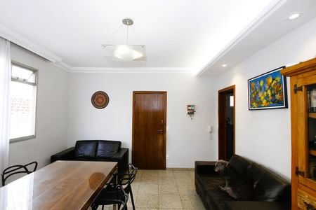 Apartamento à venda com 130m², 3 quartos e 1 vagaSala