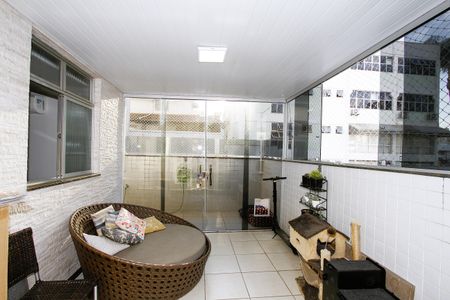 Apartamento à venda com 130m², 3 quartos e 1 vagaVaranda da Sala 2