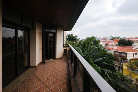 Apartamento à venda com 560m², 4 quartos e 5 vagas Apartamento à venda com 560m², 4 quartos e 5 vagasVaranda da Sala