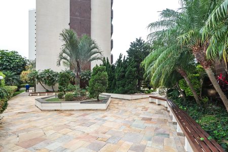 Apartamento à venda com 560m², 4 quartos e 5 vagas Apartamento à venda com 560m², 4 quartos e 5 vagasÁrea Comum