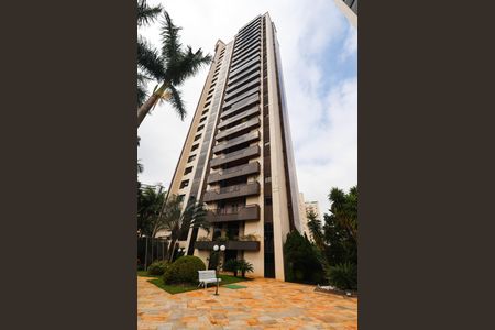 Apartamento à venda com 560m², 4 quartos e 5 vagas Apartamento à venda com 560m², 4 quartos e 5 vagasFachada