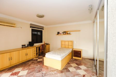 Apartamento à venda com 560m², 4 quartos e 5 vagas Apartamento à venda com 560m², 4 quartos e 5 vagasSuíte 4