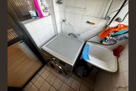 Apartamento à venda com 65m², 2 quartos e 2 vagasÁrea de Serviço