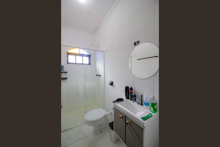 Casa à venda com 301m², 5 quartos e 3 vagasEdícula - Banheiro da Suíte 2