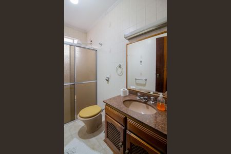 Casa à venda com 301m², 5 quartos e 3 vagasBanheiro da Suíte 3