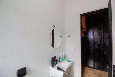 Casa à venda com 301m², 5 quartos e 3 vagasEdícula - Banheiro da Suíte 2