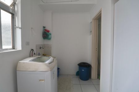 Apartamento para alugar com 110m², 3 quartos e 1 vagaÁrea de Serviço