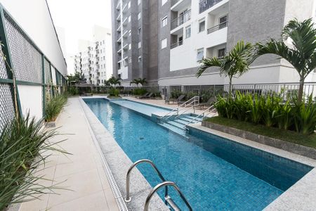 Apartamento à venda com 40m², 1 quarto e sem vaga Apartamento à venda com 40m², 1 quarto e sem vagaPiscina