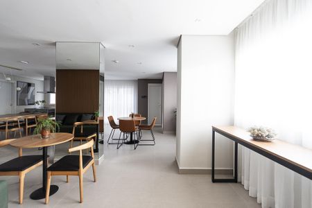 Apartamento à venda com 40m², 1 quarto e sem vaga Apartamento à venda com 40m², 1 quarto e sem vagaÁrea comum - Salão de festas