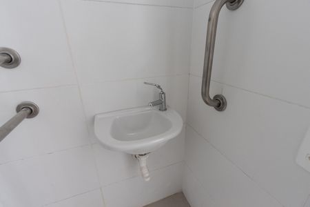 Apartamento à venda com 40m², 1 quarto e sem vaga Apartamento à venda com 40m², 1 quarto e sem vagaBanheiro Social