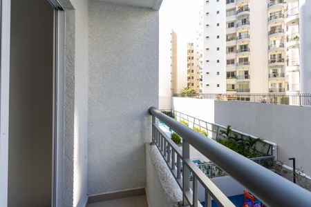 Apartamento à venda com 40m², 1 quarto e sem vaga Apartamento à venda com 40m², 1 quarto e sem vagaSacada/Sala