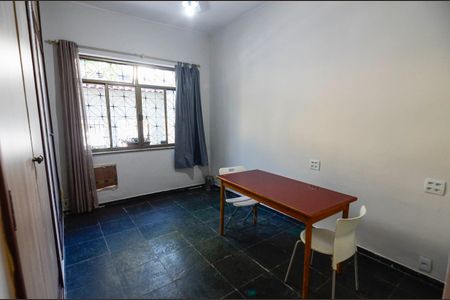 Casa à venda com 120m², 4 quartos e sem vaga Casa à venda com 120m², 4 quartos e sem vagaQuarto 1