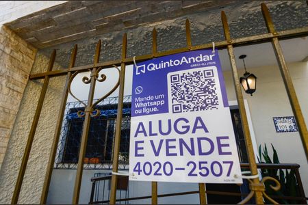 Casa à venda com 120m², 4 quartos e sem vaga Casa à venda com 120m², 4 quartos e sem vagaPlaca