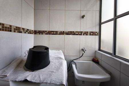 Apartamento à venda com 60m², 3 quartos e 1 vaga Apartamento à venda com 60m², 3 quartos e 1 vagaÁrea de Serviço