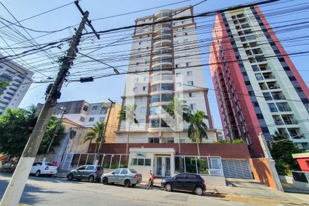 Apartamento para alugar com 54m², 2 quartos e 1 vaga Apartamento para alugar com 54m², 2 quartos e 1 vagaFachada