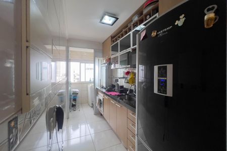Apartamento para alugar com 54m², 2 quartos e 1 vaga Apartamento para alugar com 54m², 2 quartos e 1 vagaCozinha e Área de Serviço