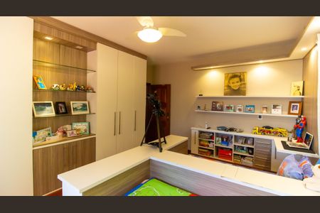 Casa de condomínio à venda com 100m², 4 quartos e sem vaga Casa de condomínio à venda com 100m², 4 quartos e sem vagaQuarto 2