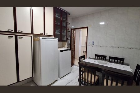 Apartamento à venda com 72m², 2 quartos e 1 vagaCozinha