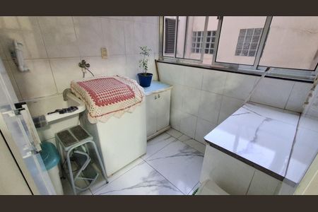 Apartamento à venda com 72m², 2 quartos e 1 vagaÁrea de Serviço