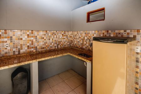 Apartamento à venda com 180m², 3 quartos e 4 vagas Apartamento à venda com 180m², 3 quartos e 4 vagasÁrea comum - Churrasqueira