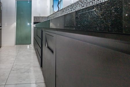 Apartamento à venda com 180m², 3 quartos e 4 vagas Apartamento à venda com 180m², 3 quartos e 4 vagasCozinha