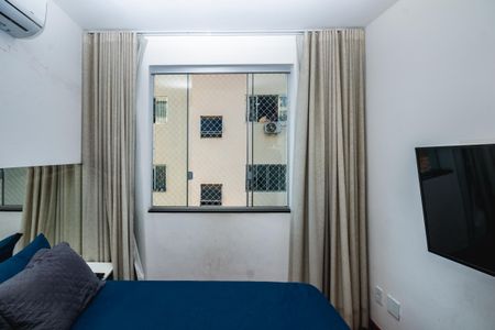 Apartamento à venda com 180m², 3 quartos e 4 vagas Apartamento à venda com 180m², 3 quartos e 4 vagasSuíte