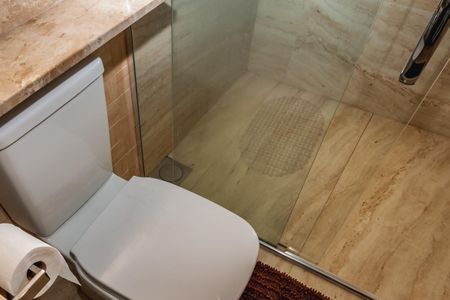 Apartamento à venda com 180m², 3 quartos e 4 vagas Apartamento à venda com 180m², 3 quartos e 4 vagasBanheiro social 1