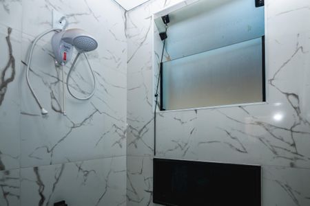 Apartamento à venda com 180m², 3 quartos e 4 vagas Apartamento à venda com 180m², 3 quartos e 4 vagasBanheiro Social 2