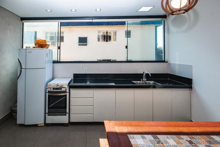 Apartamento à venda com 180m², 3 quartos e 4 vagas Apartamento à venda com 180m², 3 quartos e 4 vagasÁrea Gourmet