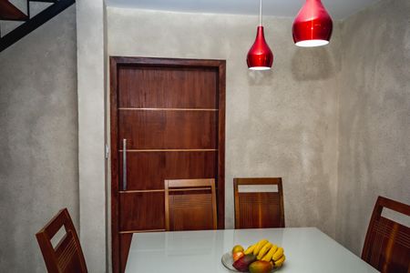 Apartamento à venda com 180m², 3 quartos e 4 vagas Apartamento à venda com 180m², 3 quartos e 4 vagasSala