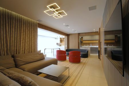 Apartamento à venda com 135m², 2 quartos e 3 vagasSala