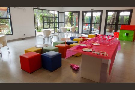 Apartamento à venda com 53m², 2 quartos e 1 vaga Apartamento à venda com 53m², 2 quartos e 1 vagaÁrea comum