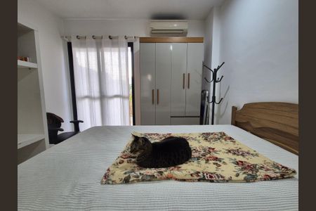 Apartamento à venda com 180m², 3 quartos e 2 vagas Apartamento à venda com 180m², 3 quartos e 2 vagasQuarto 1