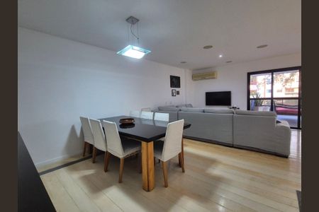 Apartamento à venda com 180m², 3 quartos e 2 vagas Apartamento à venda com 180m², 3 quartos e 2 vagasSala