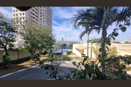 Casa de condomínio à venda com 221m², 4 quartos e 2 vagas