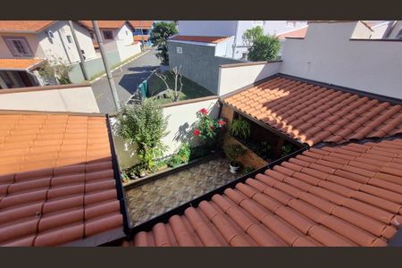 Casa de condomínio à venda com 221m², 4 quartos e 2 vagas