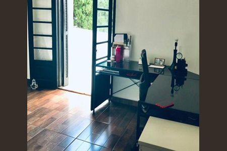 Casa à venda com 3 quartos, 174m² em Vila Ester (Zona Norte), São Paulo