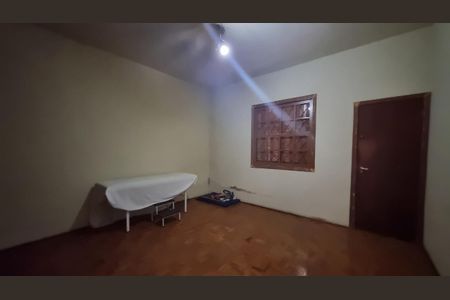 Casa à venda com 300m², 3 quartos e 3 vagas