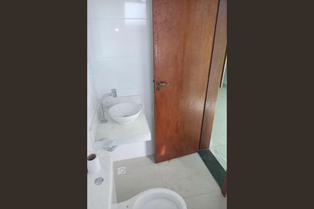 Casa à venda com 3 quartos, 188m² em Parque Industriario, Santo André