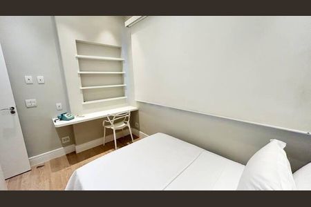 Apartamento à venda com 2 quartos, 70m² em Leblon, Rio de Janeiro